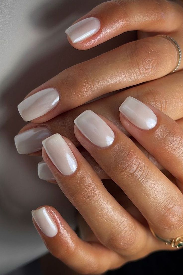 Milky white vanilya krom kare protez tırnak — Sora studio