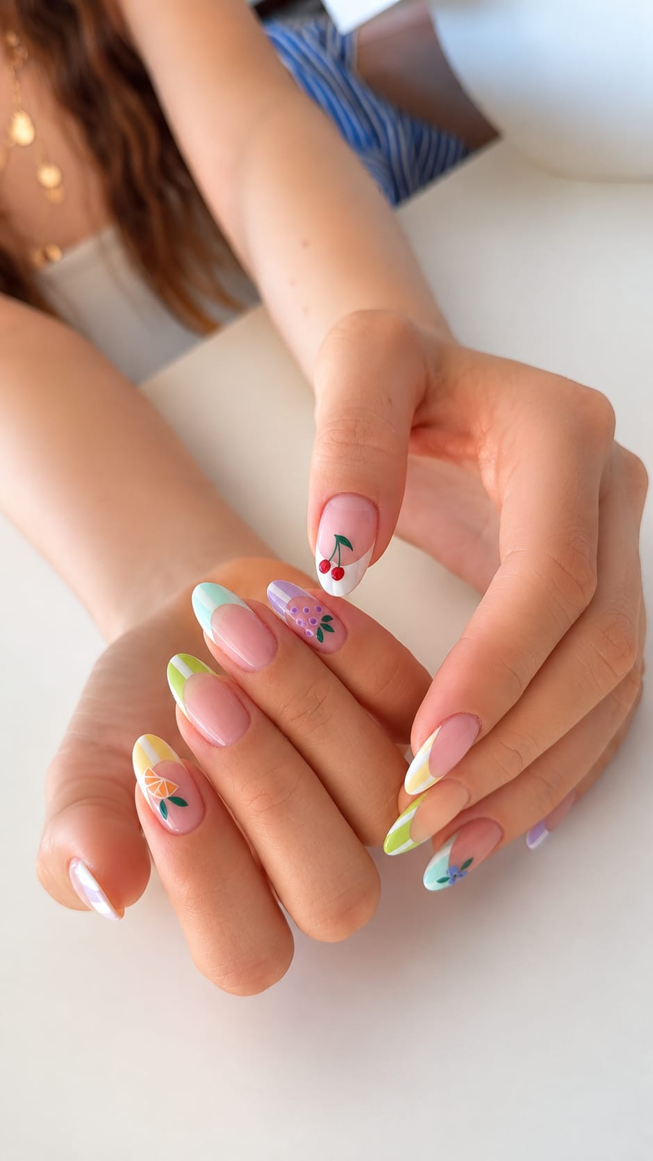 Pastel french meyve nail art badem tırnak — Suadiye