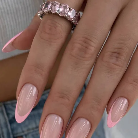 Pembe French uzun badem protez tırnak — Sora randevu